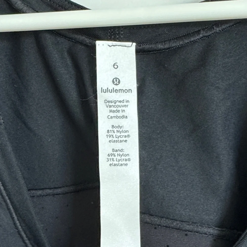 Lululemon cropped tank 6